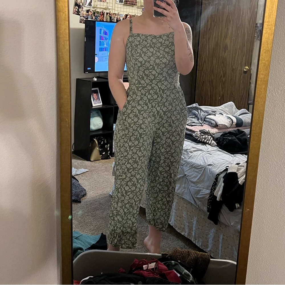 Old navy jumpsuit